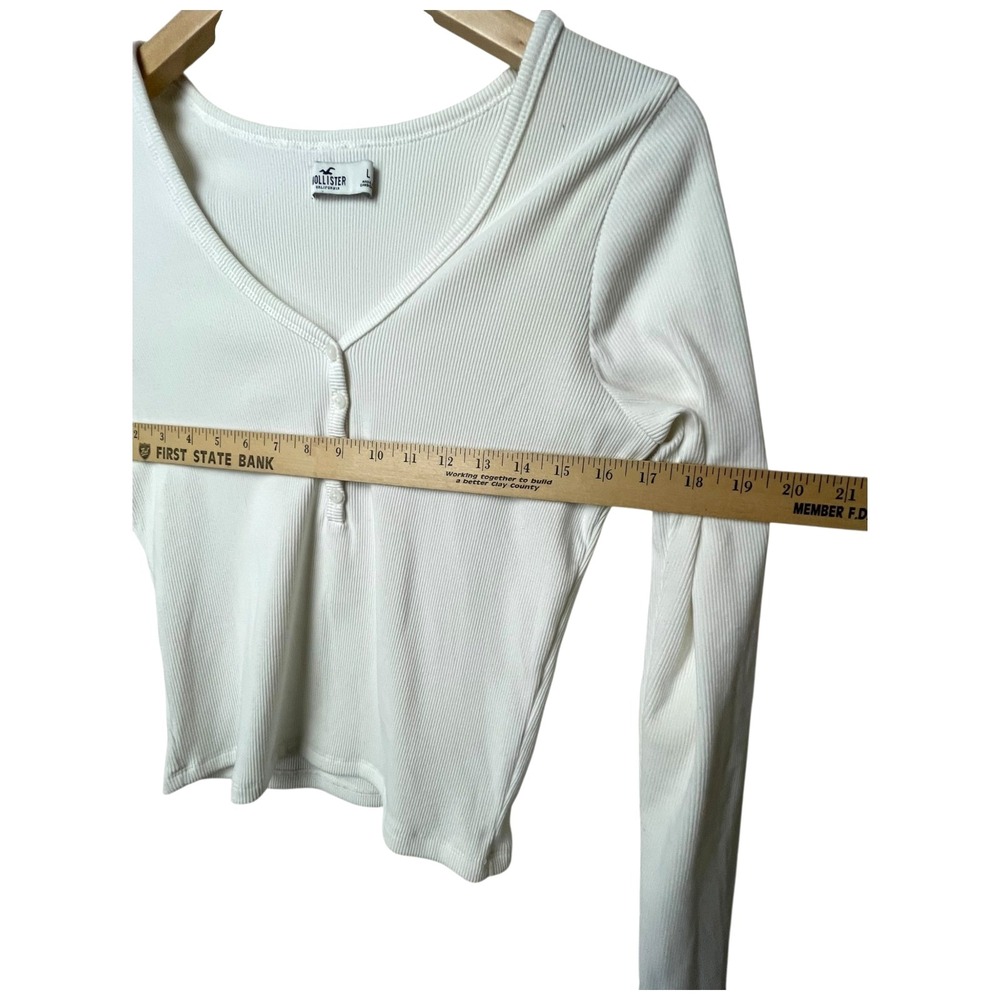 Hollister Henley Large Y2K Top Ribbed V-Neck Off White‎ Crop Preppy - Picture 4 of 6